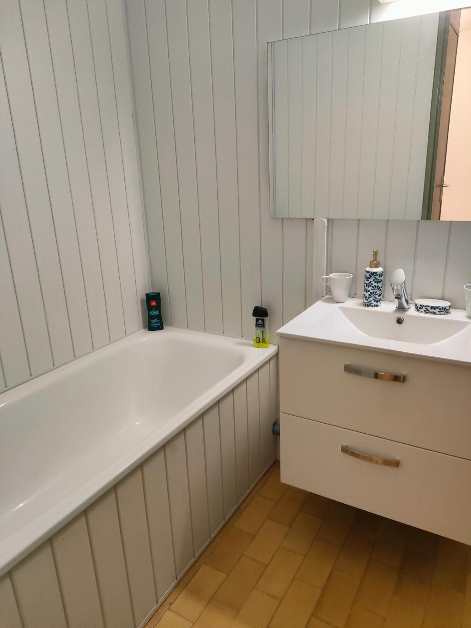 Gruissan, Studio Cabine, Au Calme Vue Degagee Sur Marina Екстериор снимка